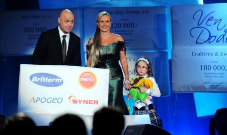 CLARION BUDE HOSTIT BENEFICI KAPKA NADEJE